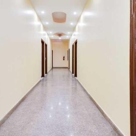 Hotel O Jas Inn Near Star Mall Gurgaon Buitenkant foto